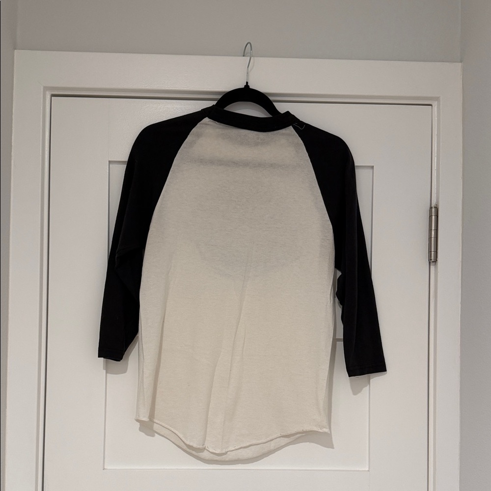 Vintage The Strokes Black and White Raglan Concert Tee - Picture 2 of 4
